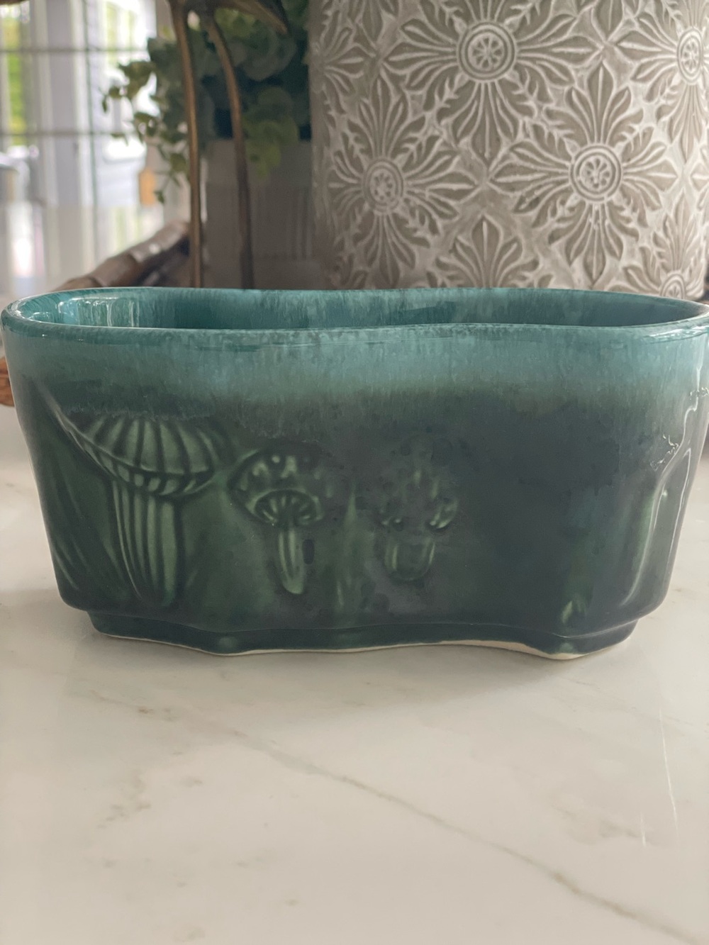 Vintage Hull pottery Mushroom planter .